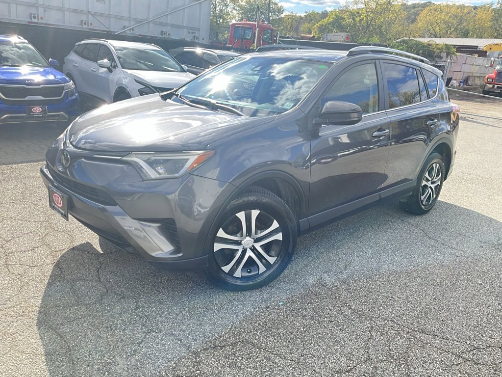 Used 2018 Toyota RAV4 LE