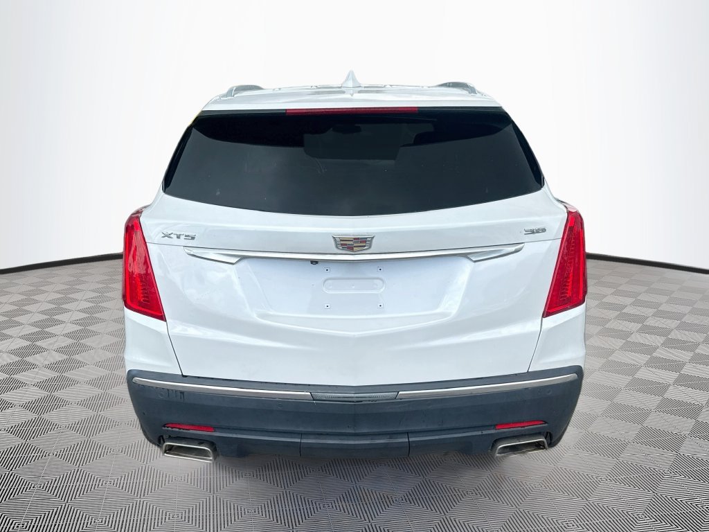 Used 2019 Cadillac XT5 FWD image 7