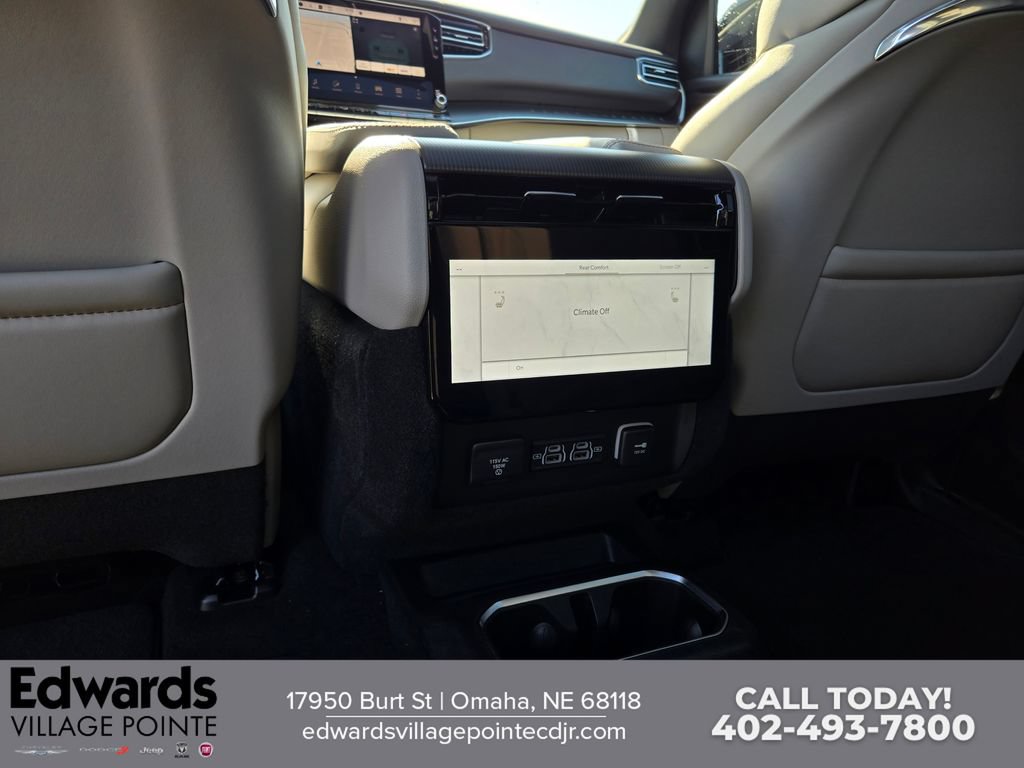 New 2026 Jeep Grand Wagoneer L Summit w/ Rear Seat Video Group I AWD/4WD image 29