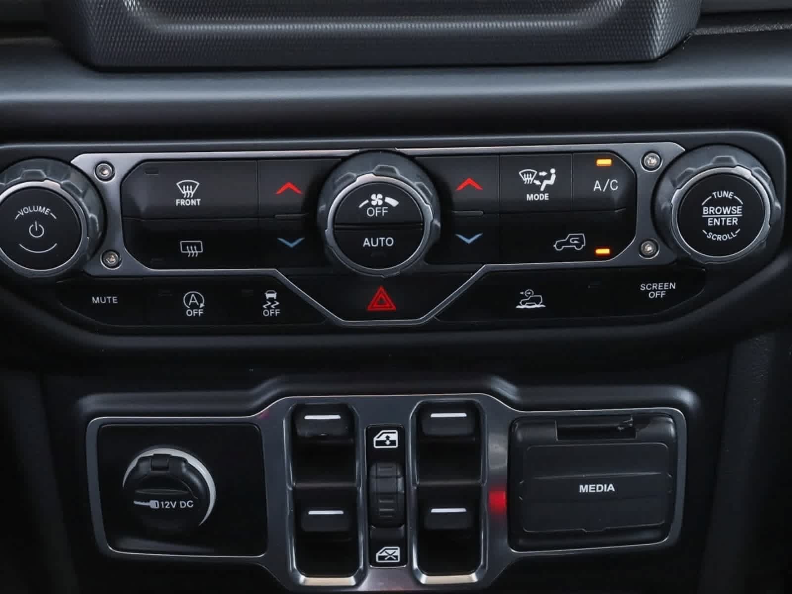 Used 2021 Jeep Wrangler Unlimited Sport AWD/4WD image 21