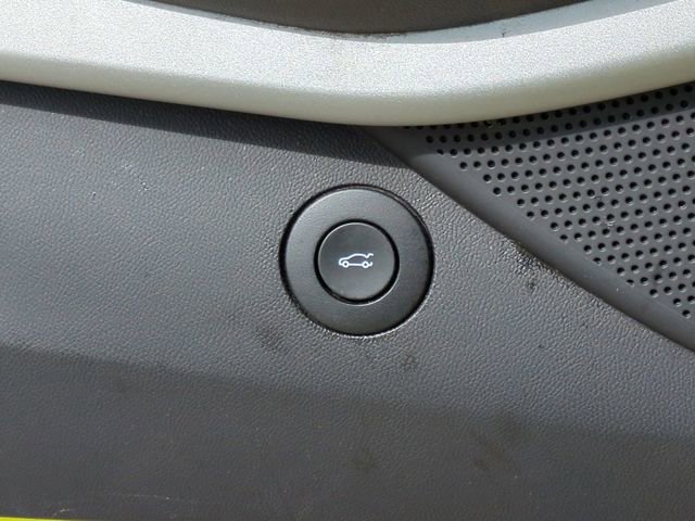 Used 2020 Chevrolet Camaro SS image 14