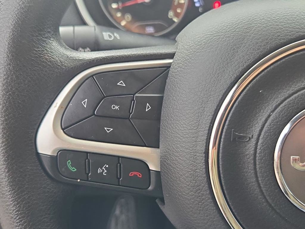 Used 2021 Jeep Compass Sport image 28