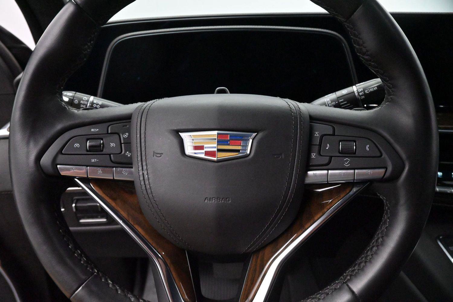 Certified 2024 Cadillac Escalade ESV Premium Luxury Platinum AWD/4WD image 20