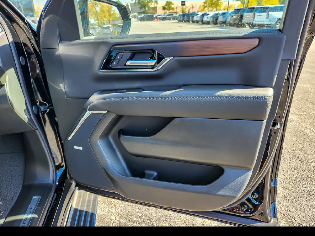 New 2026 GMC Yukon XL Denali w/ Sun & Power Step Package AWD/4WD image 22