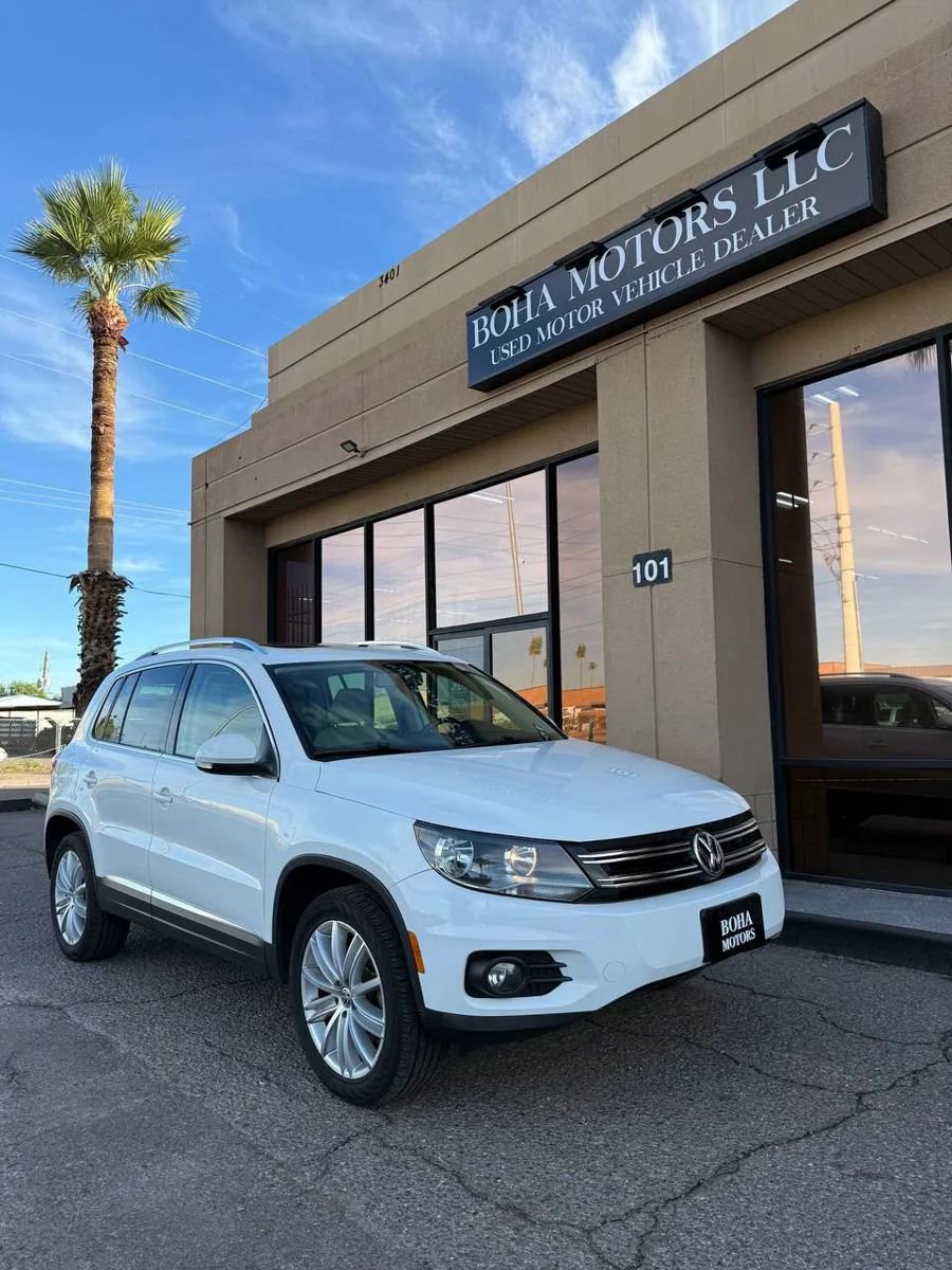 Used 2014 Volkswagen Tiguan SEL image 1