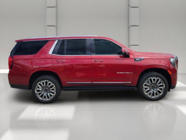 Used 2024 GMC Yukon Denali Ultimate AWD/4WD image 4