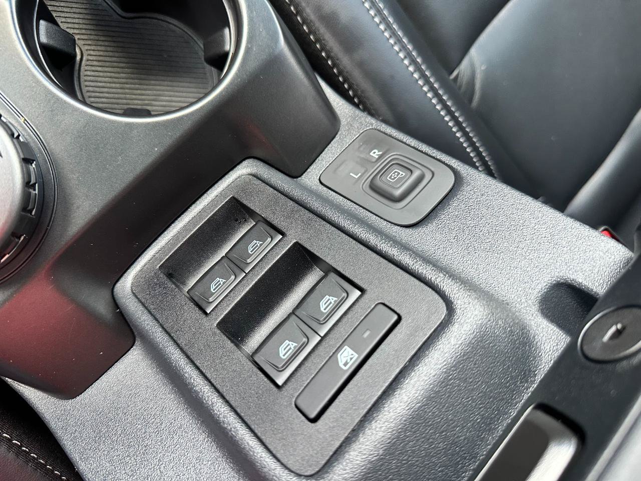 Used 2026 Ford Bronco Outer Banks AWD/4WD image 41