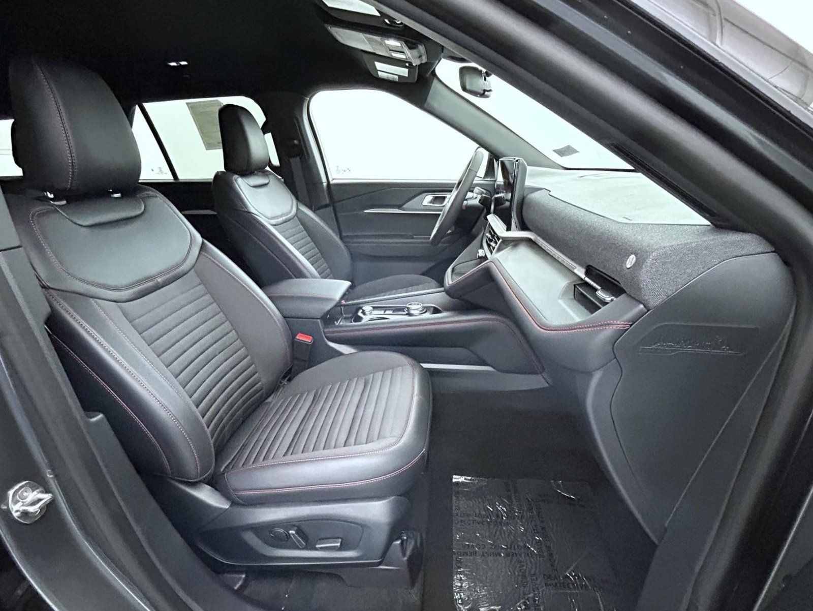 New 2027 Ford Explorer ST-Line AWD/4WD image 15