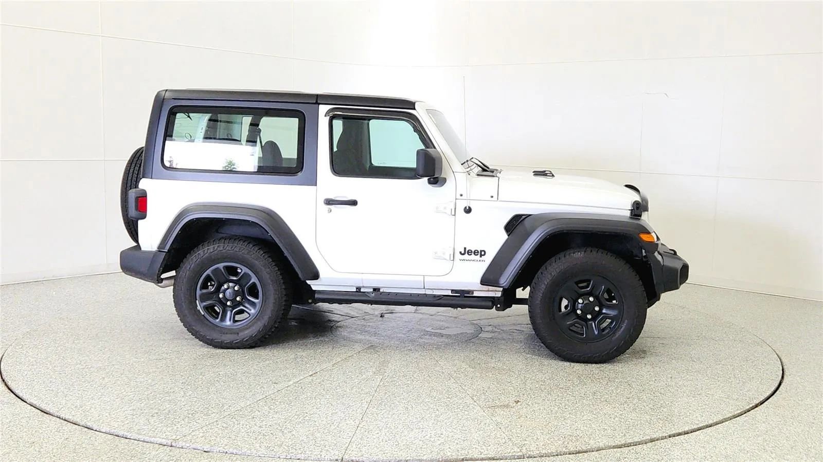 Used 2022 Jeep Wrangler Sport AWD/4WD image 8