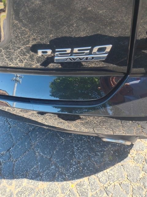 Used 2018 Jaguar E-PACE SE image 8