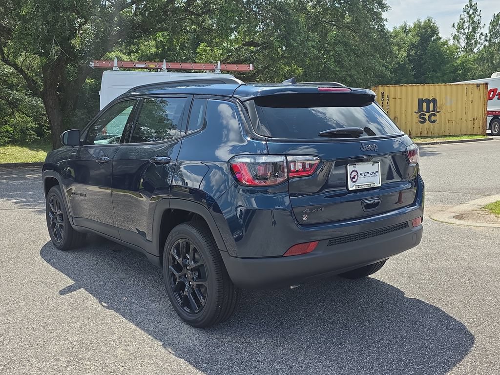 New 2026 Jeep Compass Latitude AWD/4WD image 5