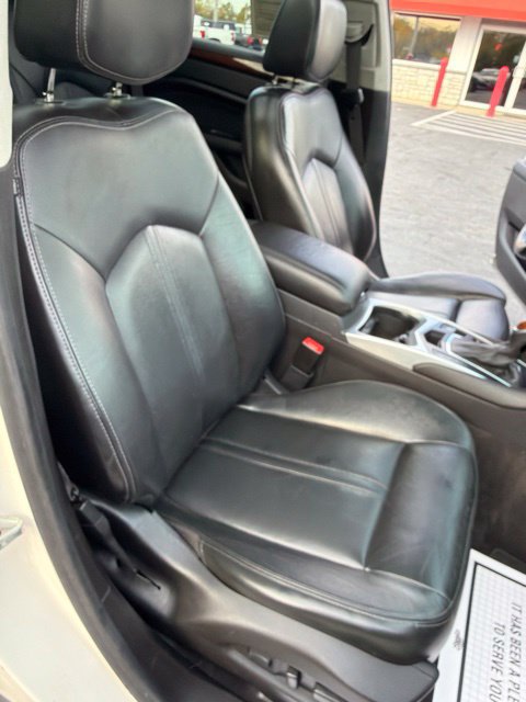 Used 2014 Cadillac SRX Luxury FWD image 23
