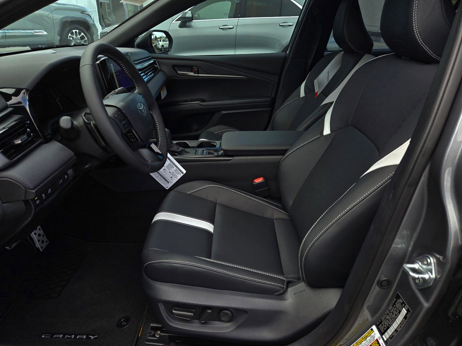 Certified 2026 Toyota Camry SE FWD image 15