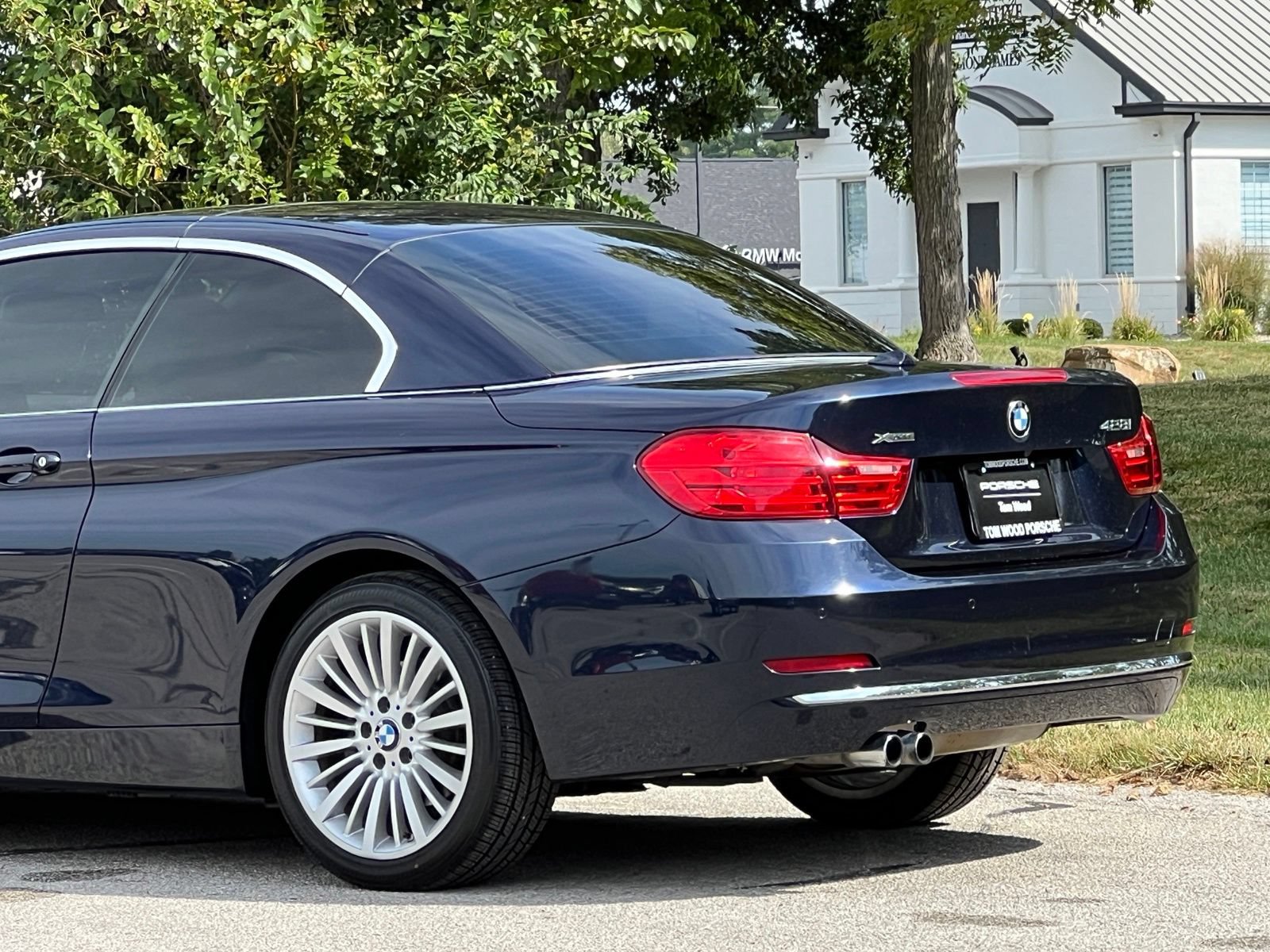 Used 2015 BMW 428i xDrive Convertible AWD/4WD image 10