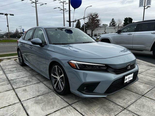 Used 2023 Honda Civic Touring image 4