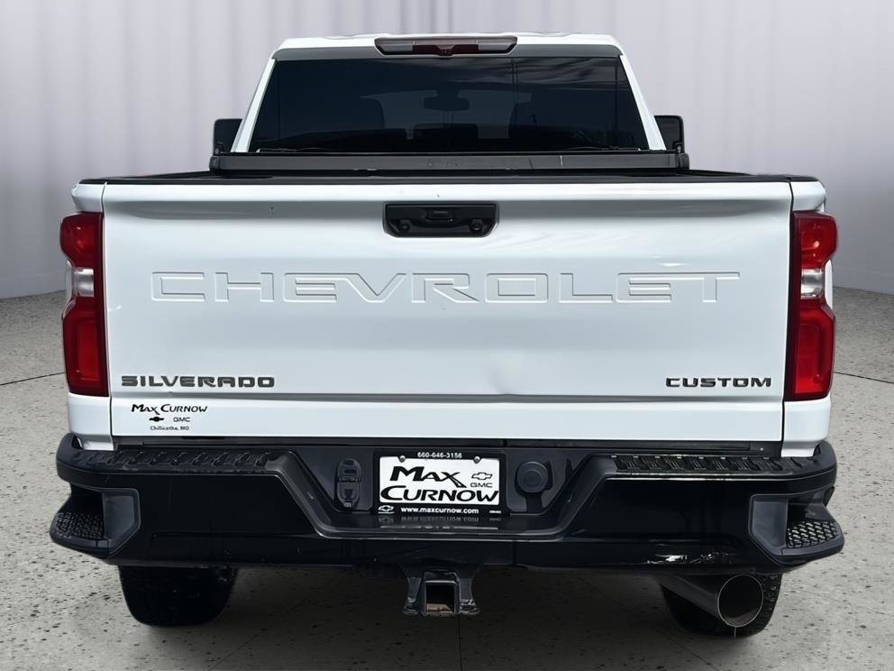 Used 2021 Chevrolet Silverado 2500 Custom w/ Custom Value Package image 4
