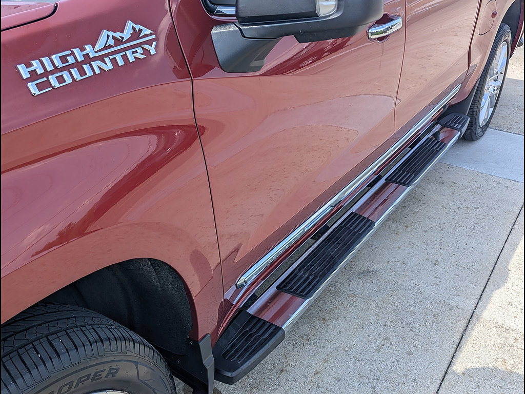 Used 2023 Chevrolet Silverado 1500 High Country w/ High Country Premium Package AWD/4WD image 14