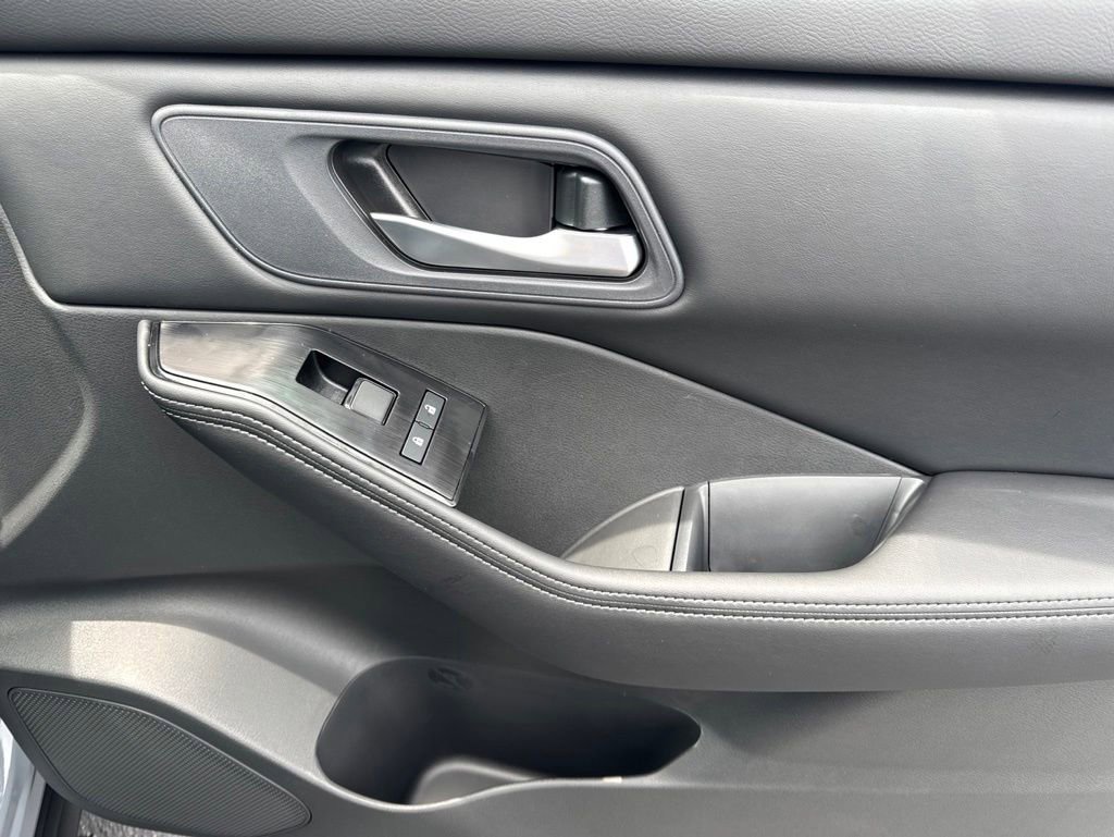 New 2026 Nissan Rogue SV w/ Cold Weather Package FWD image 17