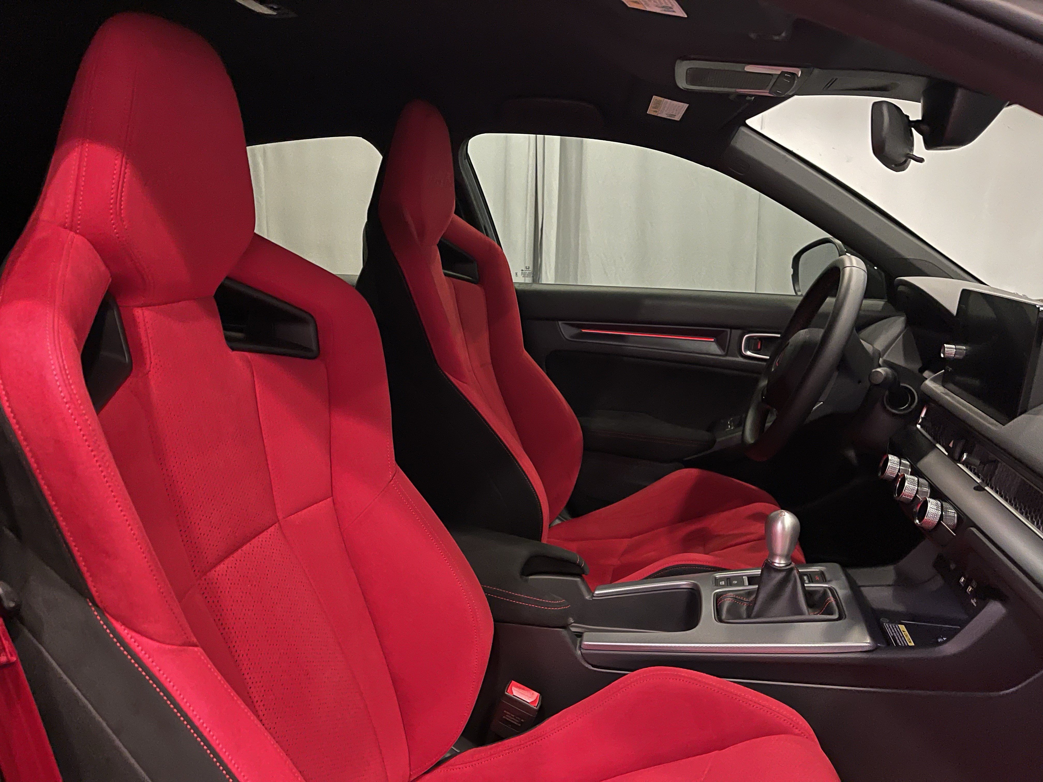 Used 2025 Honda Civic Type R image 15