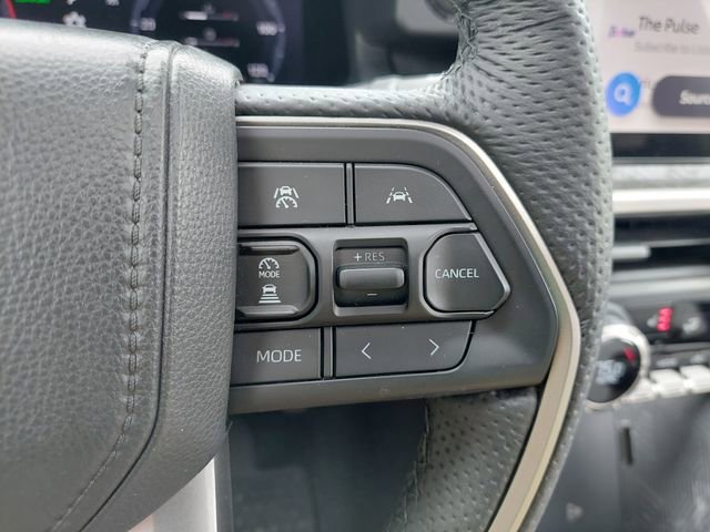 Certified 2025 Toyota Tacoma Limited AWD/4WD image 39
