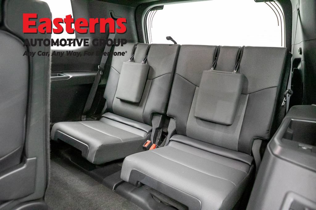 Used 2025 Lexus GX 550 w/ Accessory Package (2T) AWD/4WD image 28