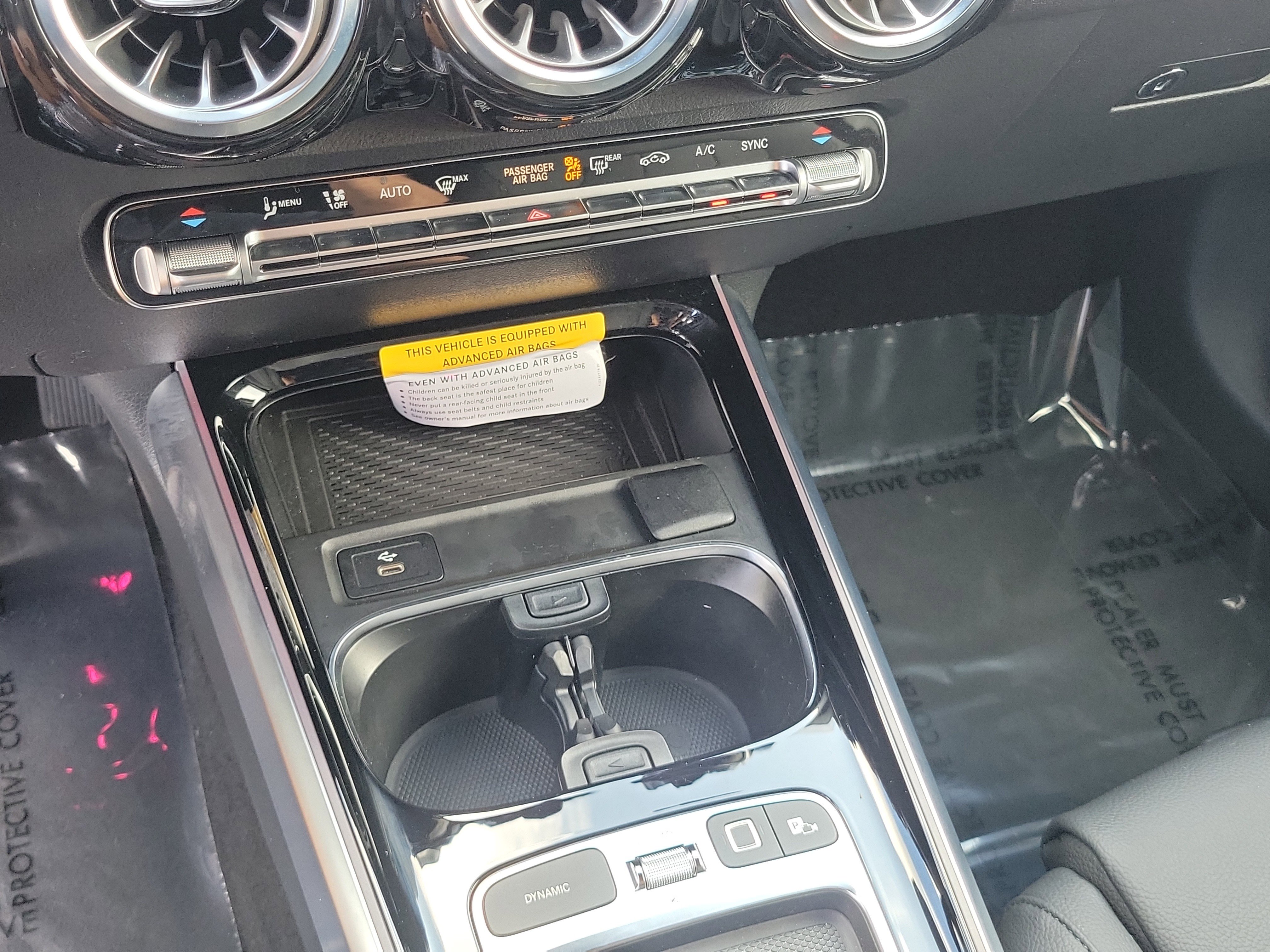 Certified 2025 Mercedes-Benz GLB 250 image 23