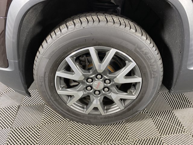 Used 2021 GMC Acadia SLE AWD/4WD image 11