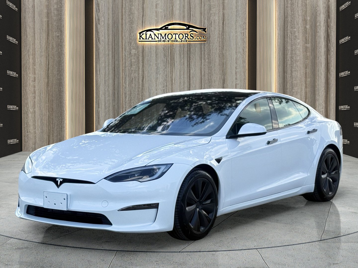 Used 2024 Tesla Model S Plaid AWD/4WD image 6