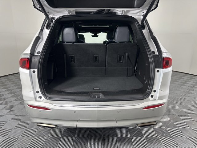 Used 2023 Buick Enclave Premium w/ Experience Buick Package image 12