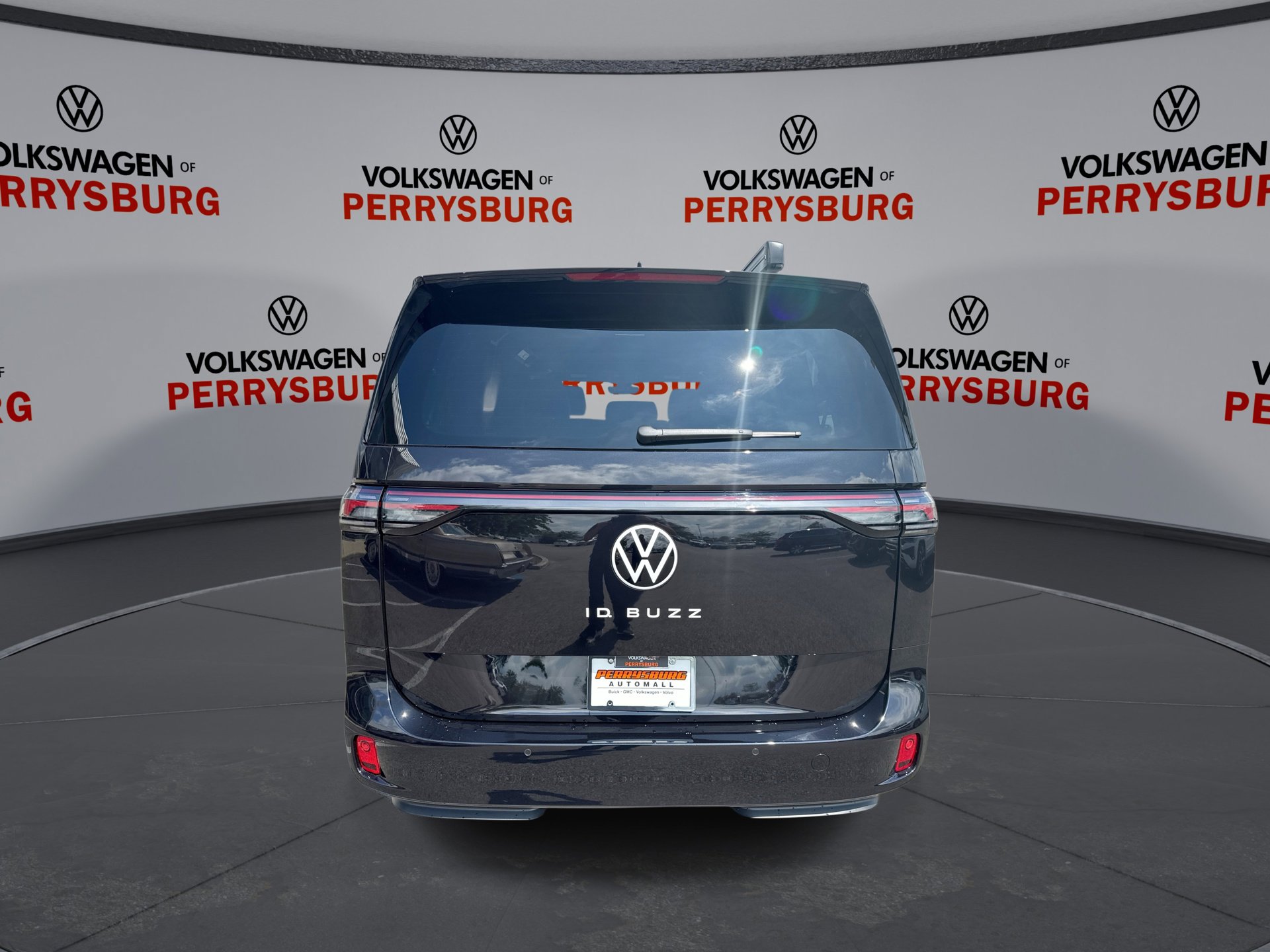 New 2025 Volkswagen ID. Buzz Pro S image 7