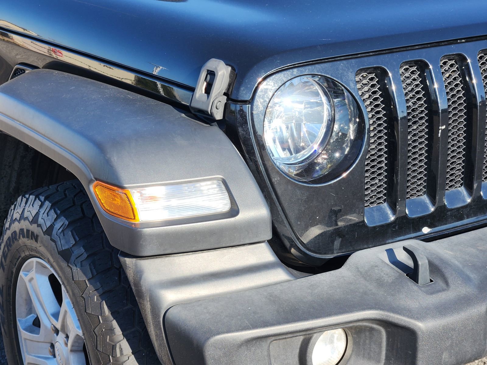 Used 2021 Jeep Wrangler Unlimited Sport image 10