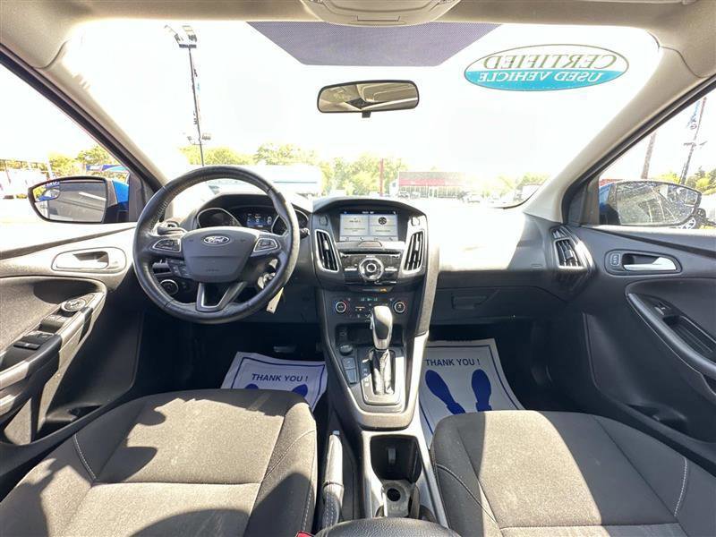 Used 2018 Ford Focus SEL w/ Cold Weather Package FWD image 14