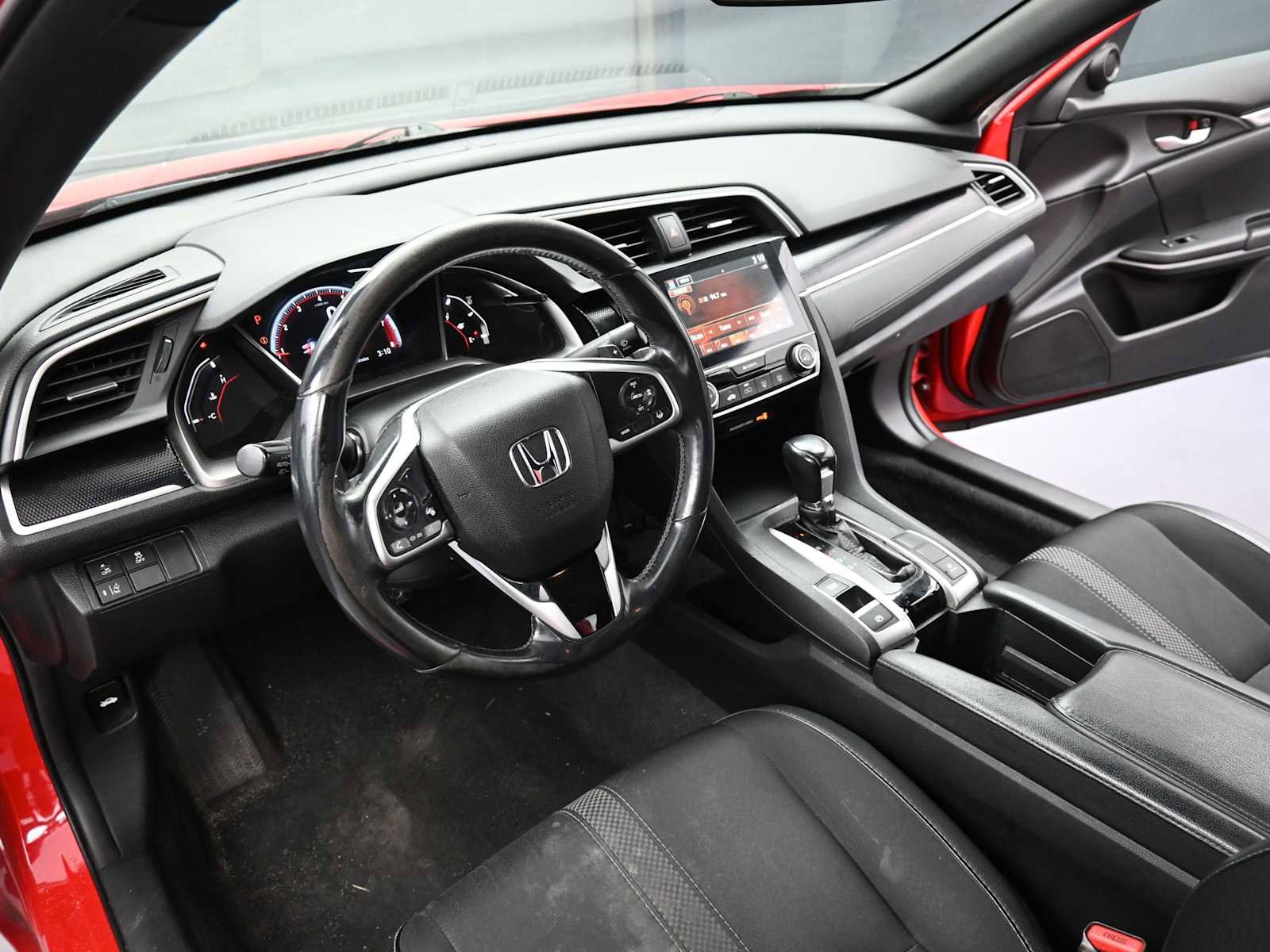 Used 2019 Honda Civic Sport image 10