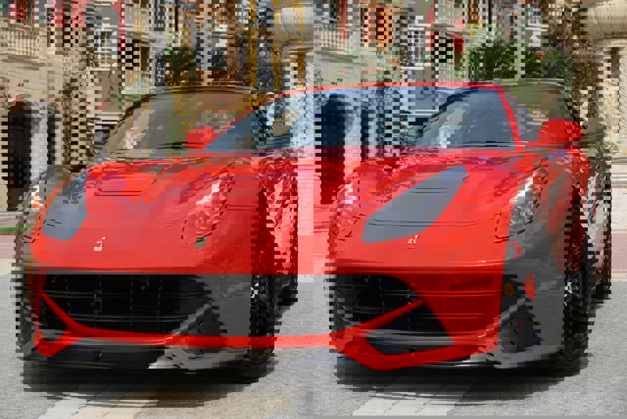 Used 2016 Ferrari F12 Berlinetta image 46