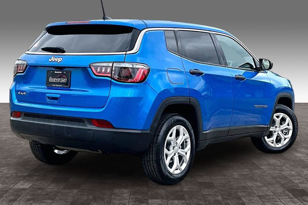 Used 2024 Jeep Compass Sport AWD/4WD image 14