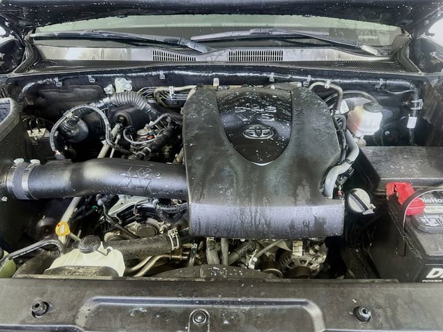 Used 2019 Toyota Tacoma TRD Sport image 24