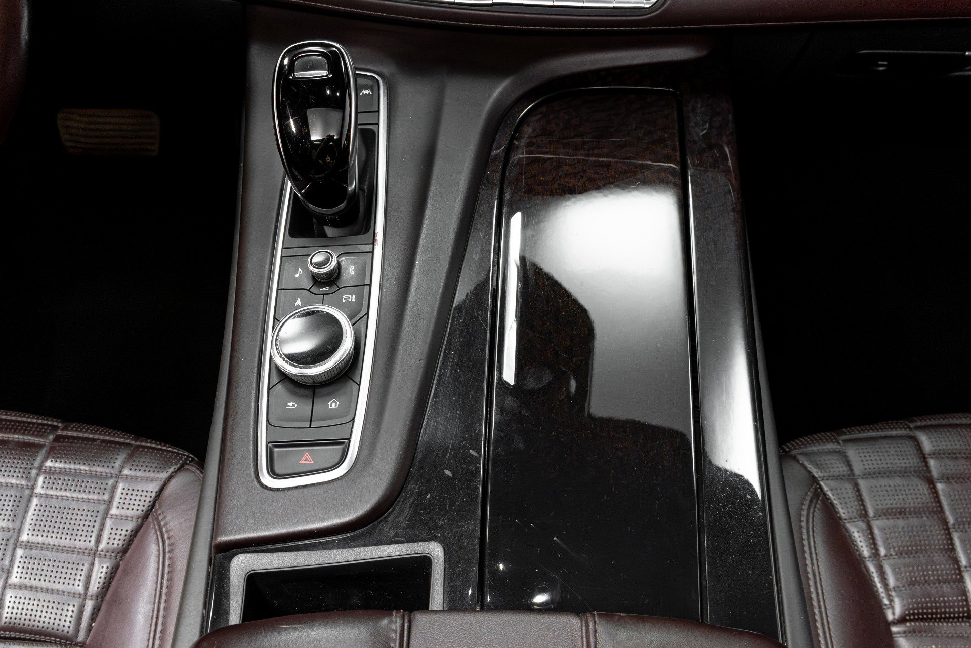 Used 2021 Cadillac Escalade ESV Premium Luxury Platinum w/ Heavy-Duty Trailer Package image 29