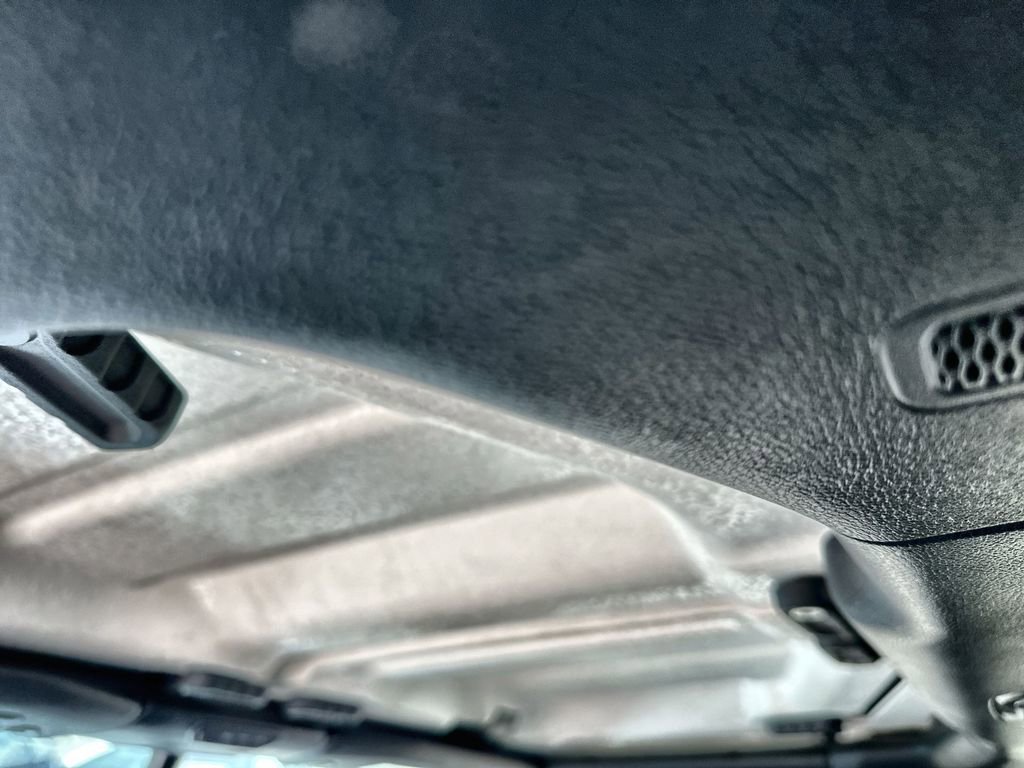 Used 2022 Jeep Gladiator Rubicon w/ Cold Weather Group AWD/4WD image 19