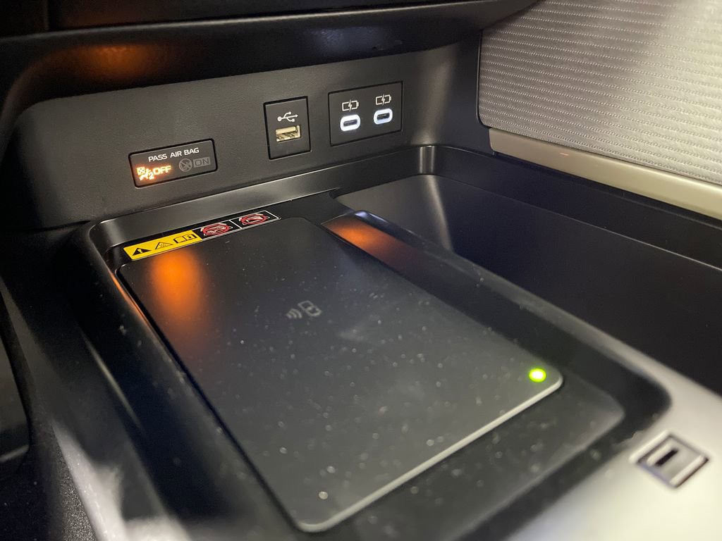 New 2026 Toyota Camry SE FWD image 30