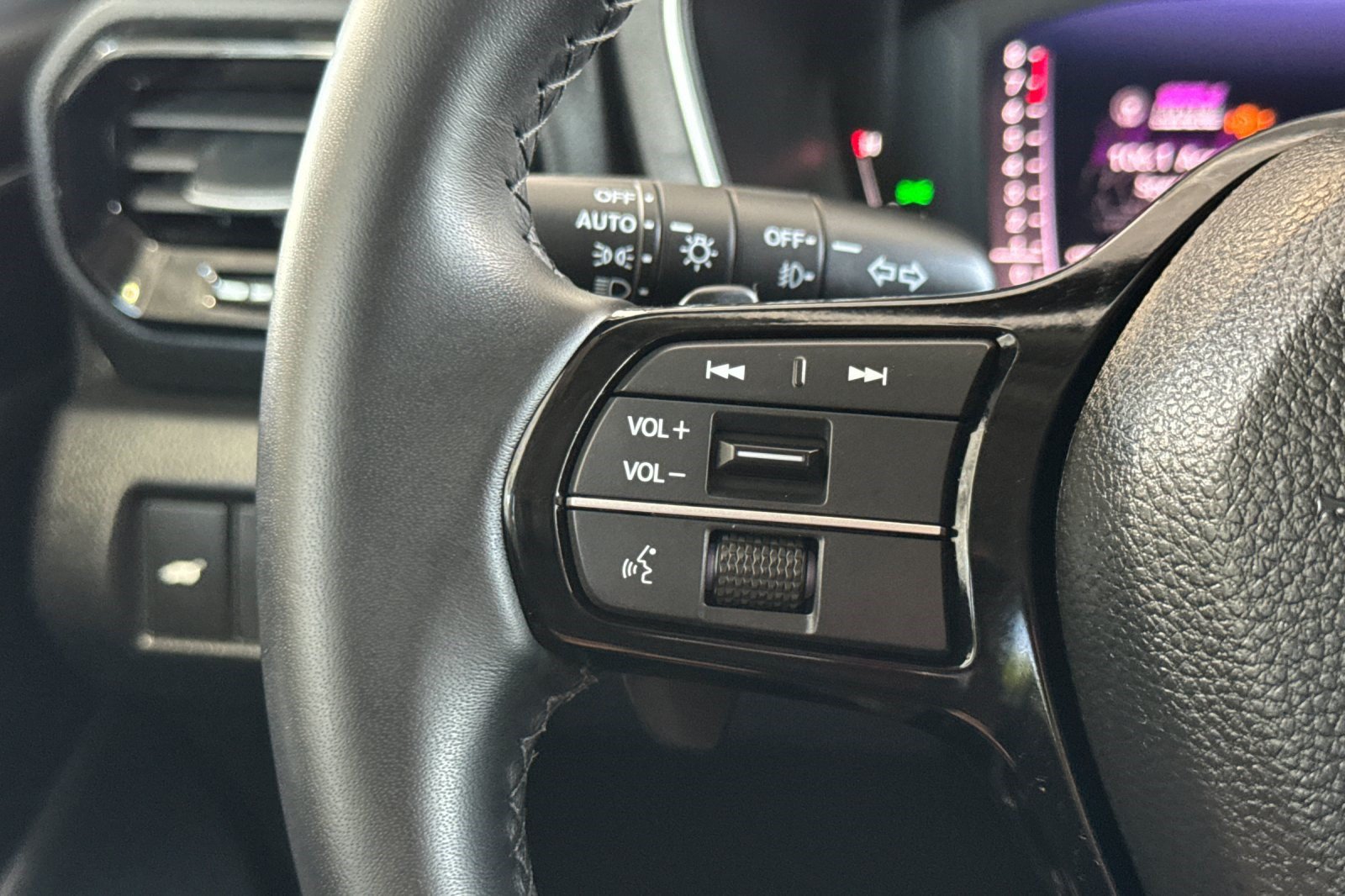 Used 2026 Honda Pilot EX-L image 32