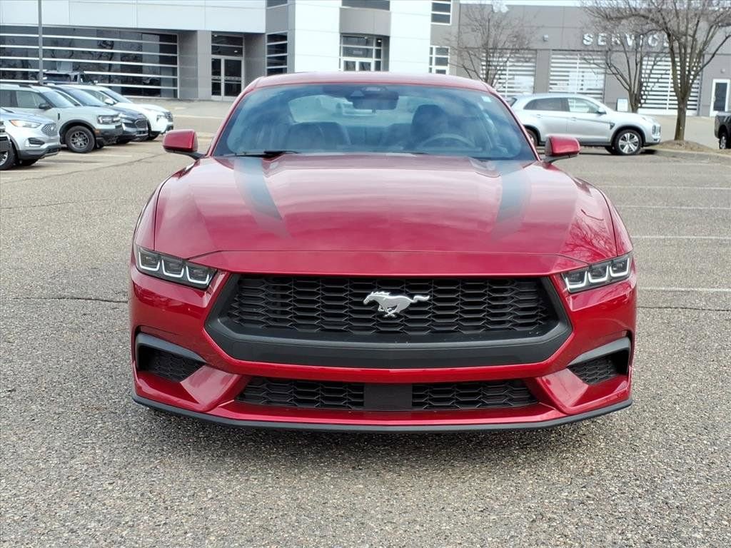 Used 2024 Ford Mustang Coupe image 8