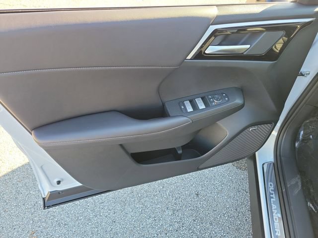 New 2026 Mitsubishi Outlander SE FWD image 22