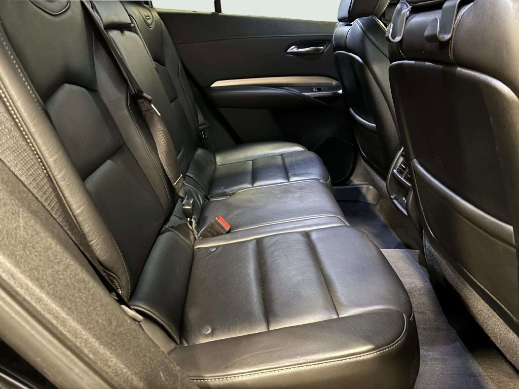 Used 2020 Cadillac XT4 Premium Luxury image 21