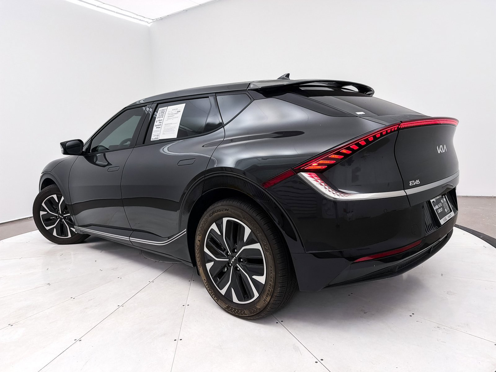 Used 2022 Kia EV6 Wind image 9