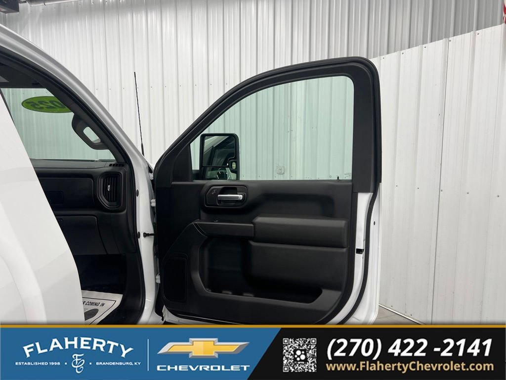 Used 2025 Chevrolet Silverado 2500 W/T w/ WT Convenience Package AWD/4WD image 10