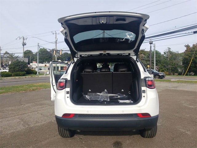 New 2026 Jeep Compass Limited w/ Sun, Sound & Navigation Group image 36