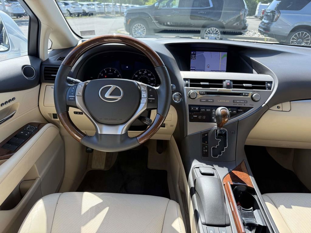 Used 2013 Lexus RX 350 AWD w/ Navigation Pkg image 8