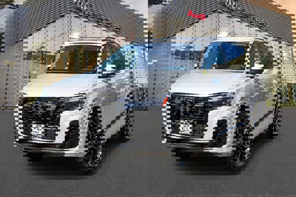 Used 2025 Audi Q7 3.0T Premium Plus w/ Premium Plus Package image 1