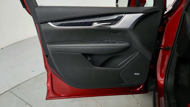 Certified 2024 Cadillac XT6 Premium Luxury image 11