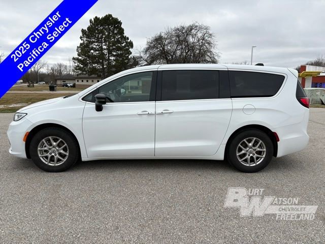 Used 2025 Chrysler Pacifica Select video 3
